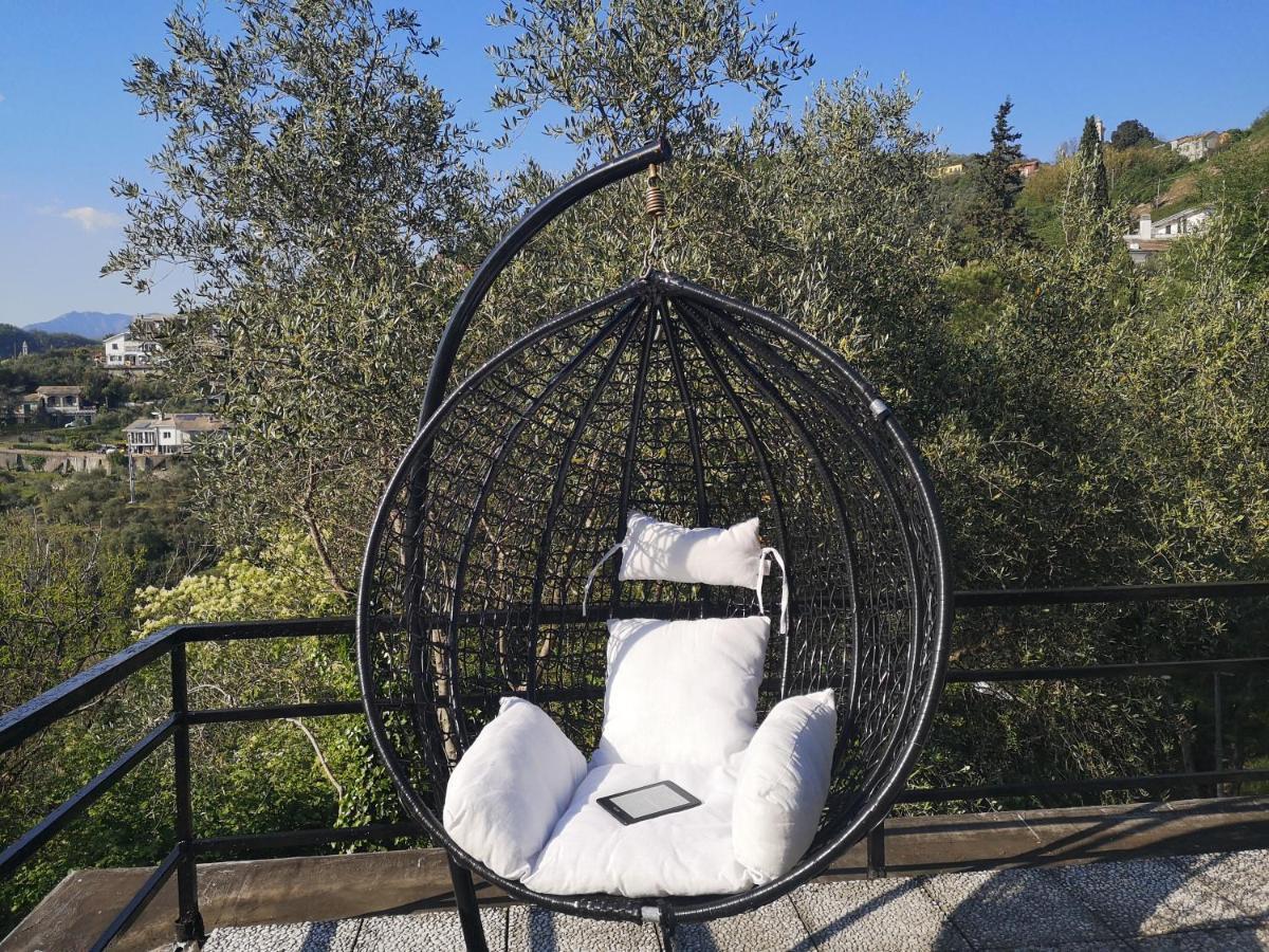 Villa La Vivagna - Casa Vista Mare Tra Gli Ulivi Leivi Exterior foto